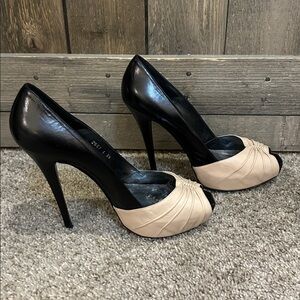 Barbara Bui Black Beige Leather Peep Toe Stiletto Heels Made in Spain | EU 39